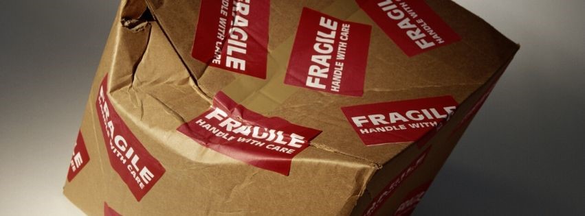 Peut-on répercuter la franchise de son contrat d’assurance au client déménagé ?